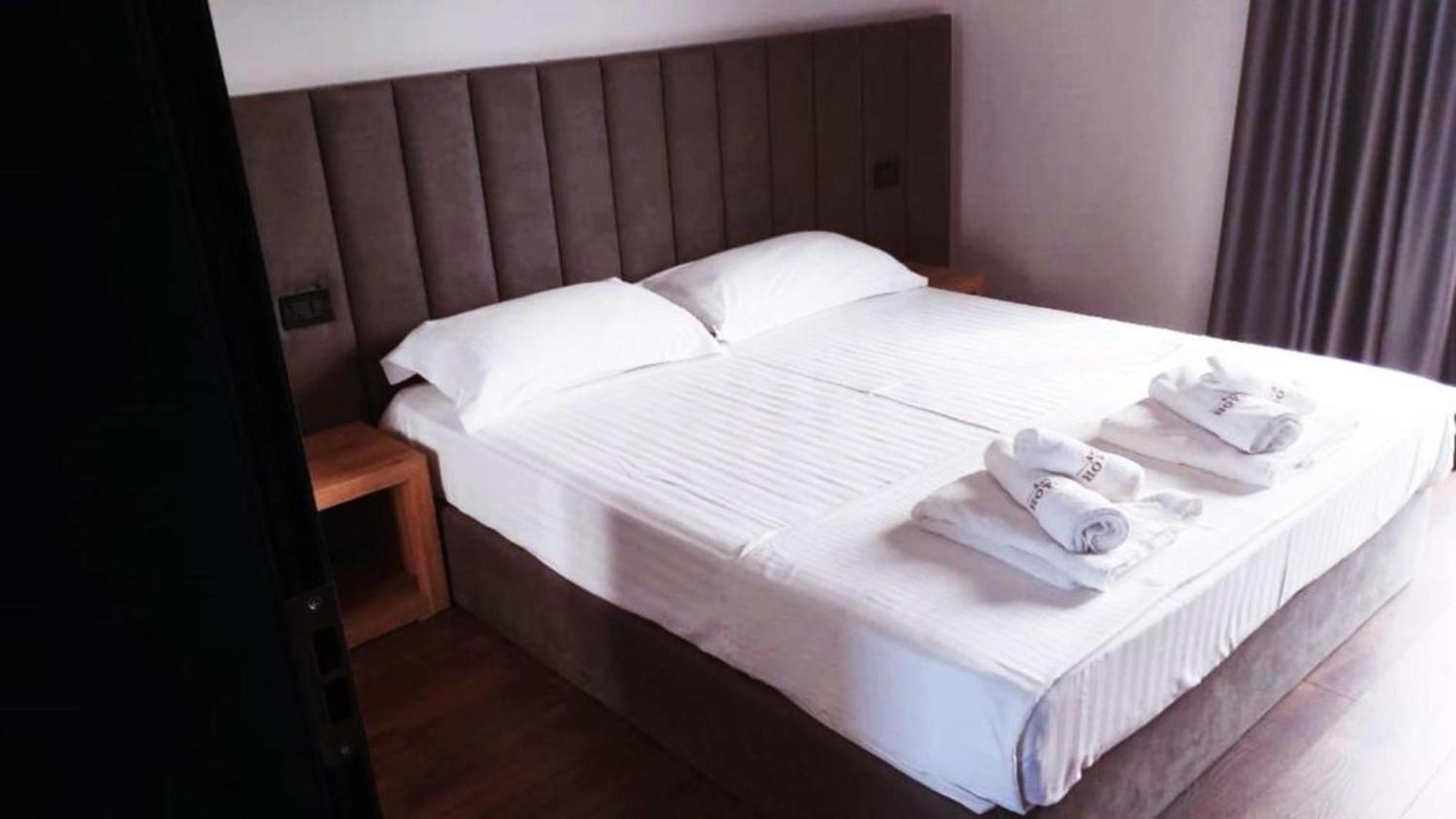 A&G Hotel Radhimë Dış mekan fotoğraf