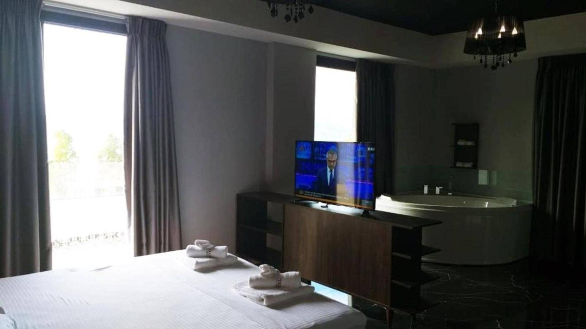 A&G Hotel Radhimë Dış mekan fotoğraf