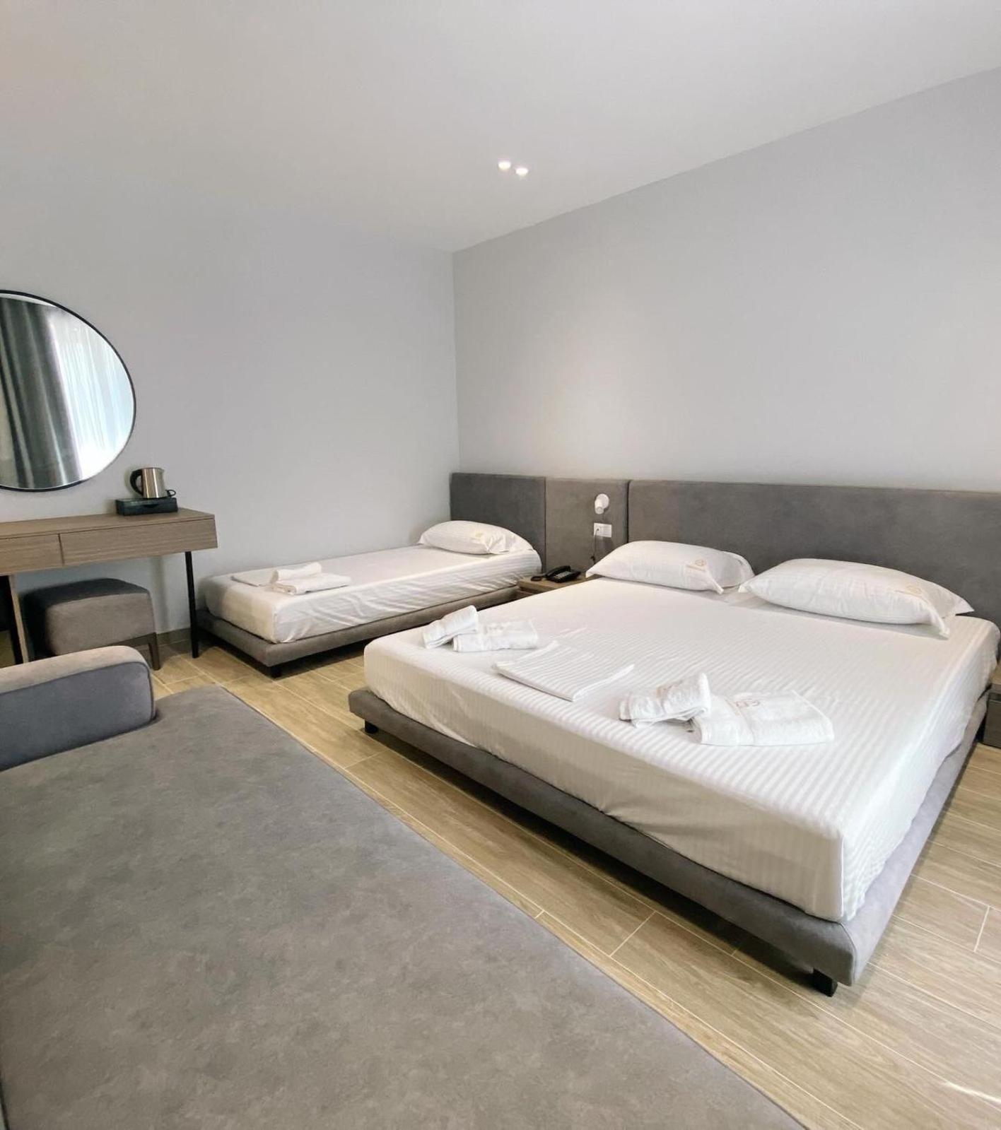 A&G Hotel Radhimë Dış mekan fotoğraf