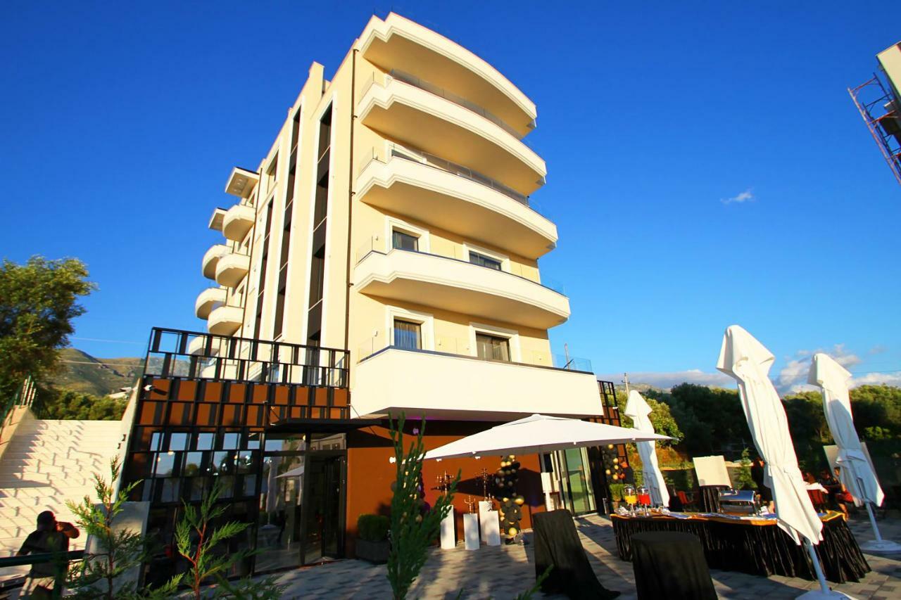 A&G Hotel Radhimë Dış mekan fotoğraf