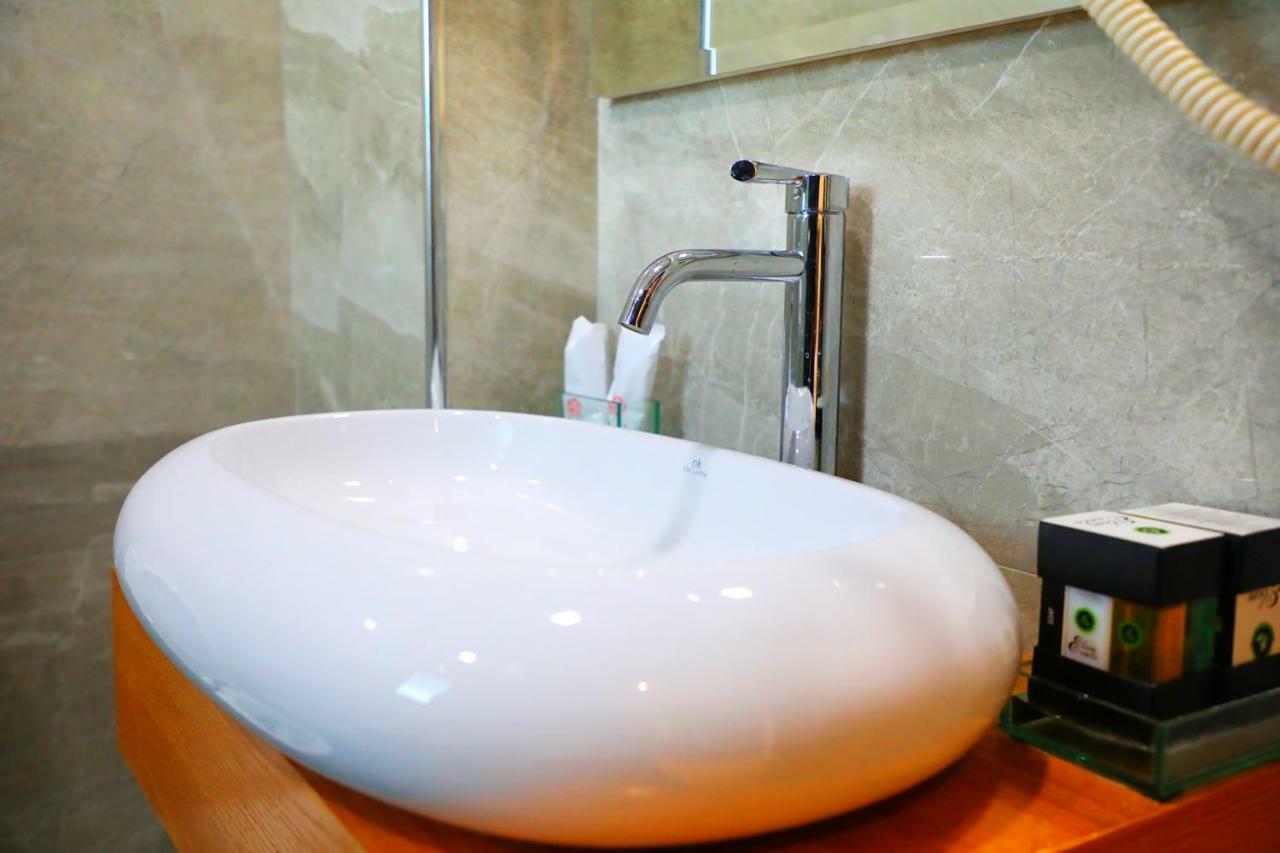 A&G Hotel Radhimë Dış mekan fotoğraf