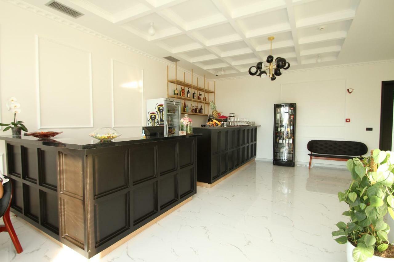 A&G Hotel Radhimë Dış mekan fotoğraf