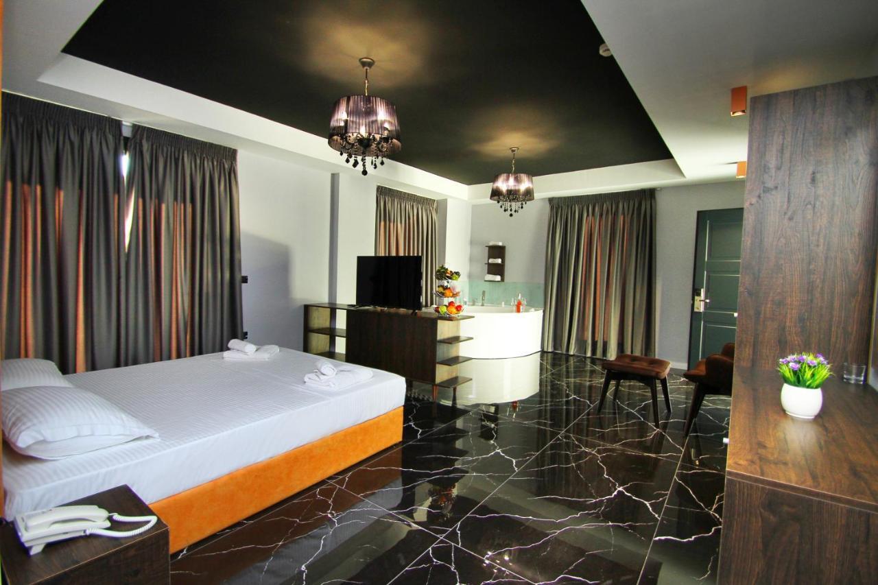 A&G Hotel Radhimë Dış mekan fotoğraf