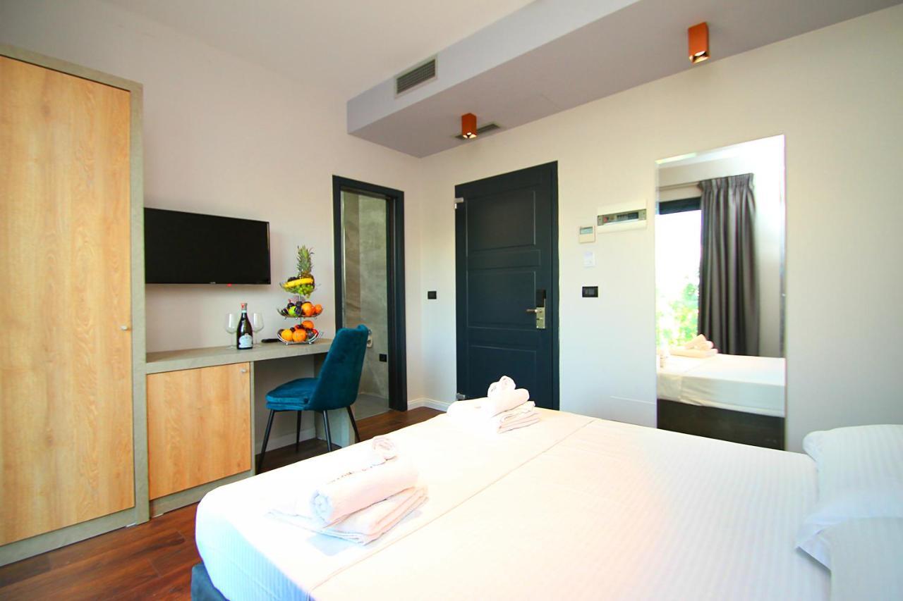 A&G Hotel Radhimë Dış mekan fotoğraf